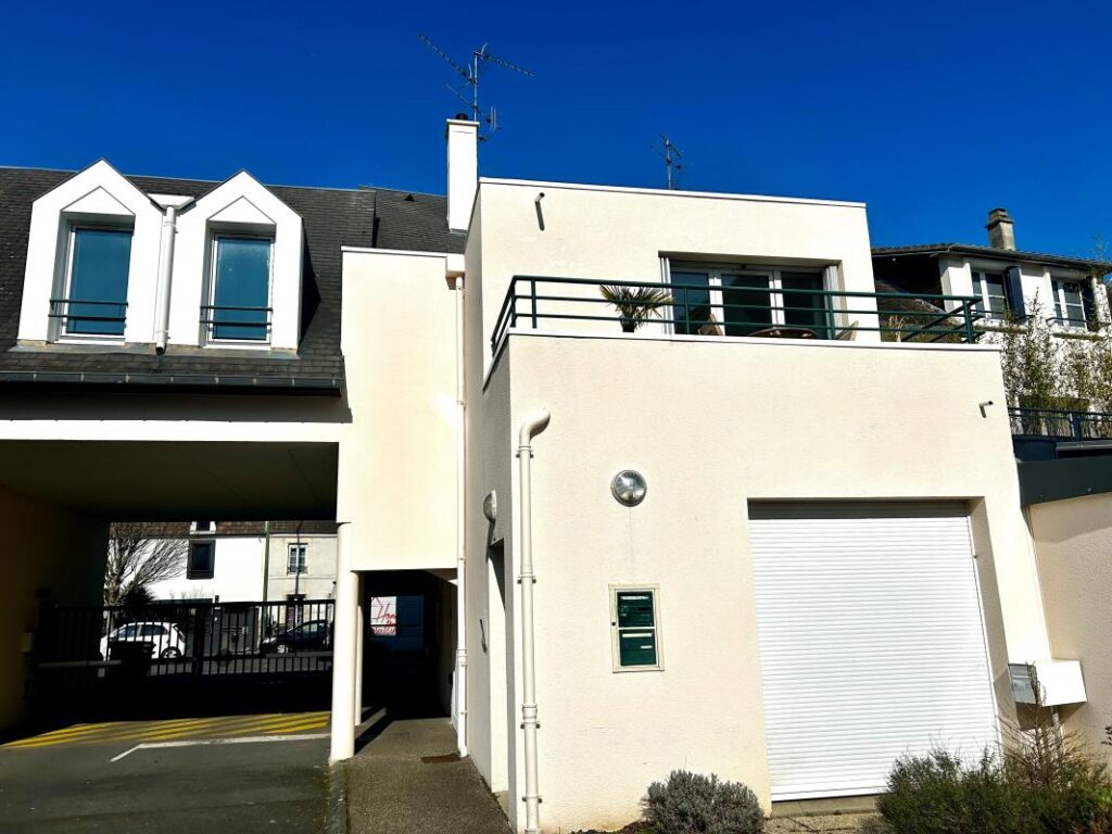 Beau Duplex 4 pièces avec terrasse SUD