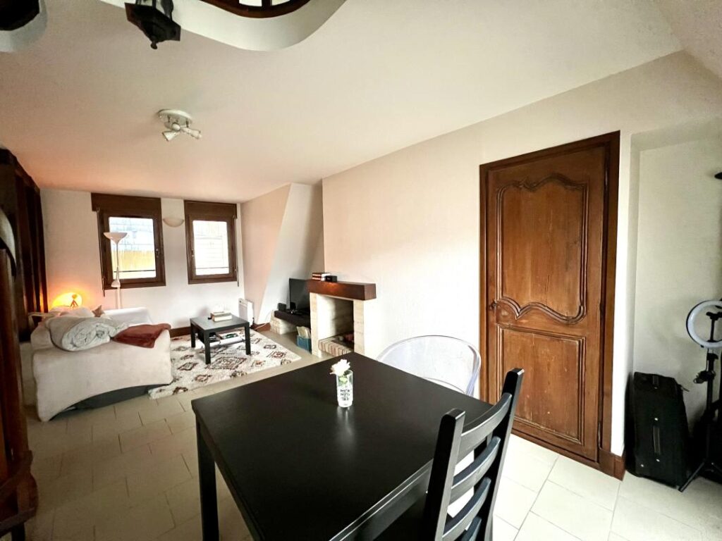 HYPER CENTRE VILLE – Deux pièces en Duplex de 45m² –